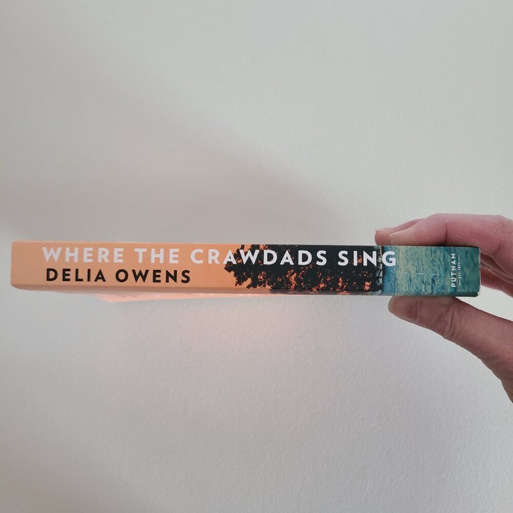 Where The Crawdads Sing Paperback Book By Delia Owens - Picture 6 of 7
